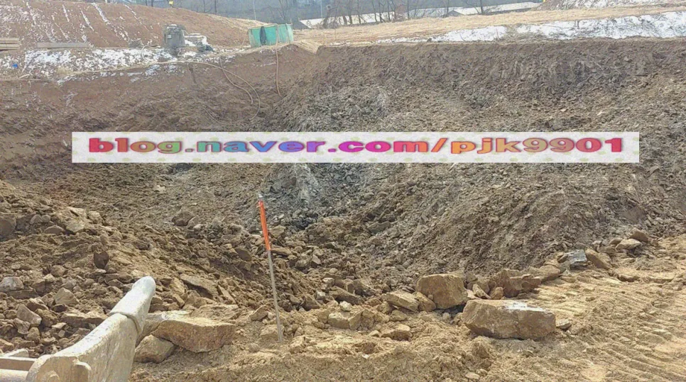 터파기 완료 후 굴착면 근경