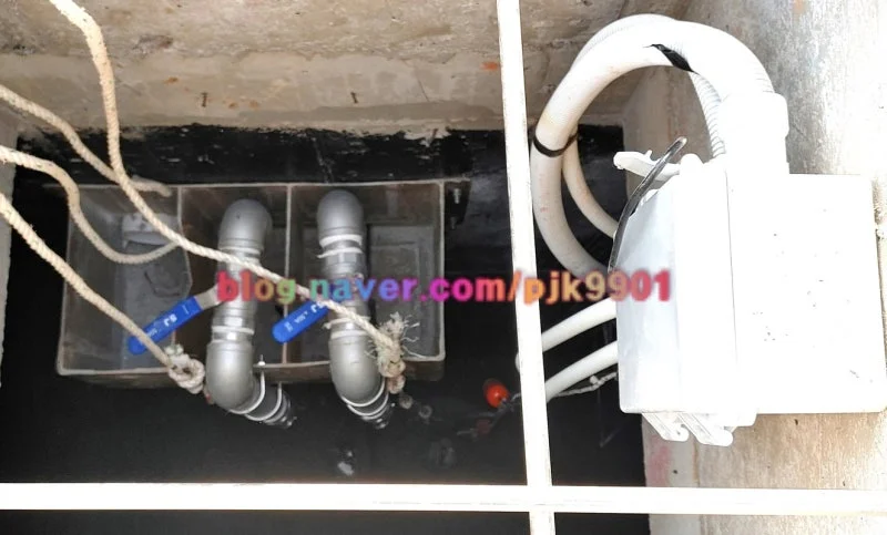 처리조 내부 설비 클로즈업